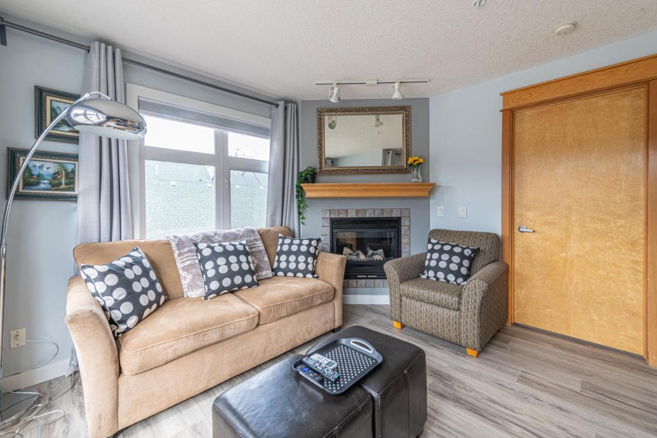 Rocky Mountain View Apartment *